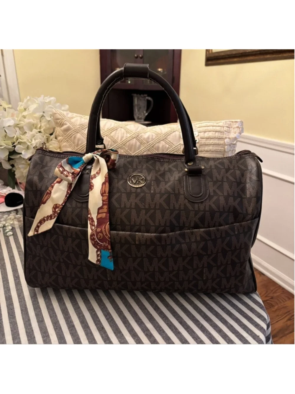 Michael Kors brown Monogram duffel bag - Picture 1 of 12